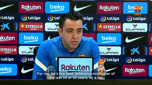 Xavi on Busquets: 'He's the best defensive midfielder of the last 15 years'